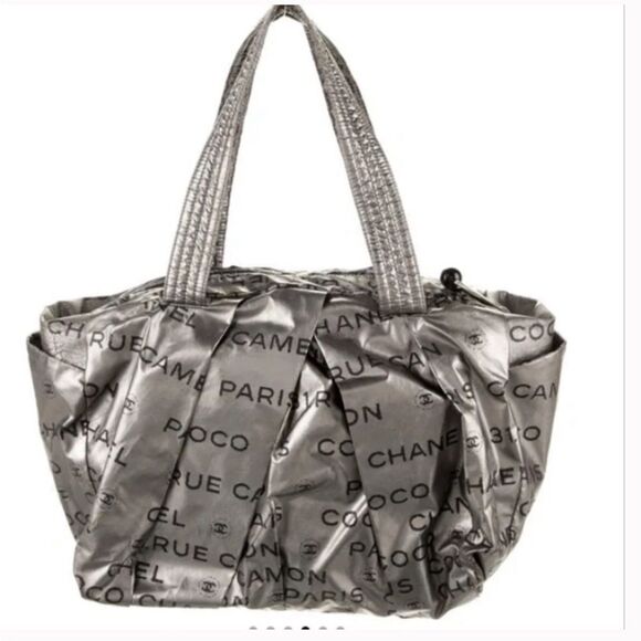 🌺CHANEL🌺 Metallic Unlimited Shoulder Bowler Bag - Picture 5 of 6